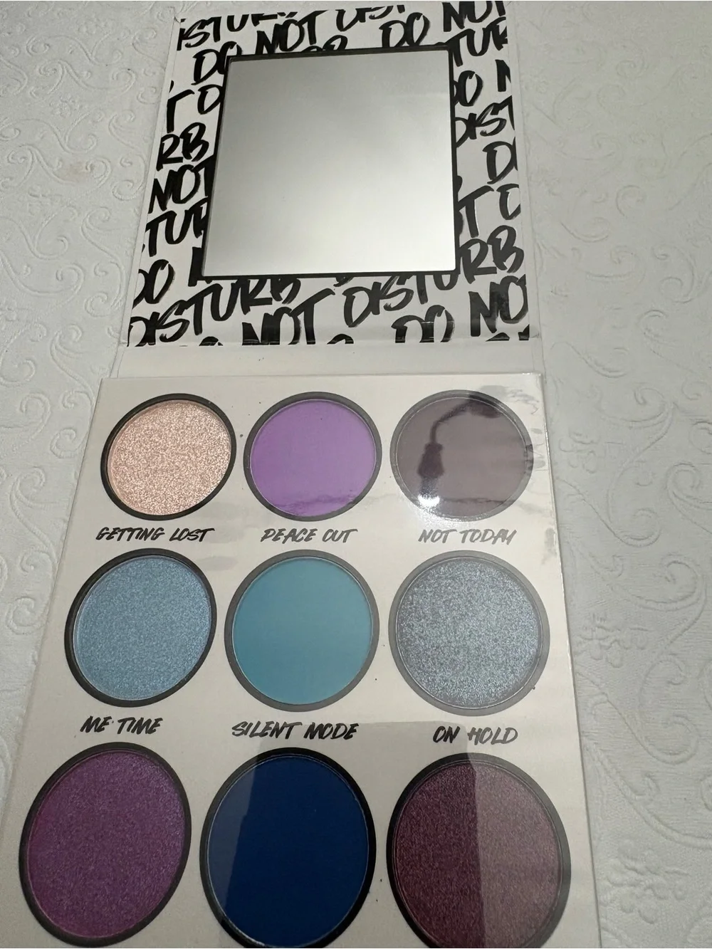 Do Not Disturb Eye Palette
